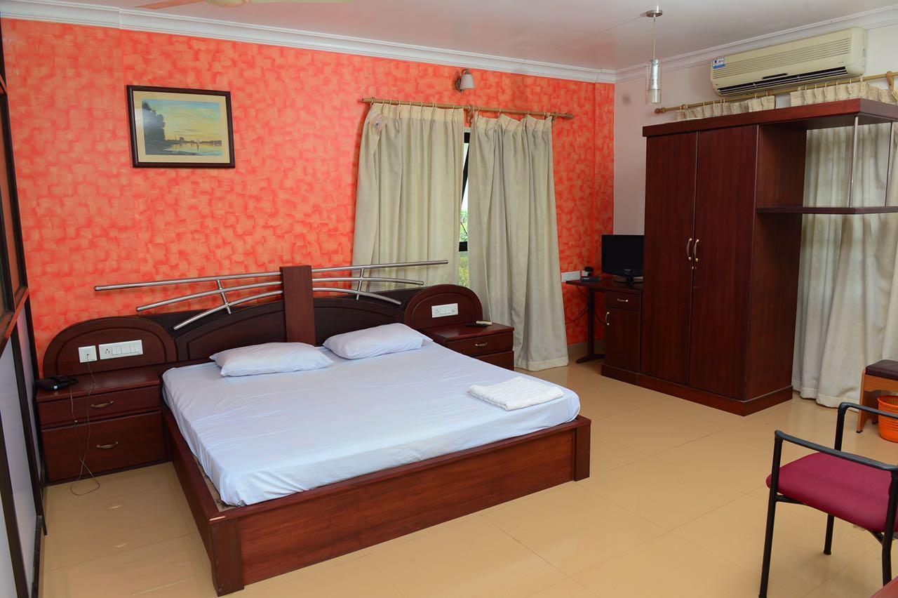 Mascot Paradise City Hotel Tellicherry Ngoại thất bức ảnh